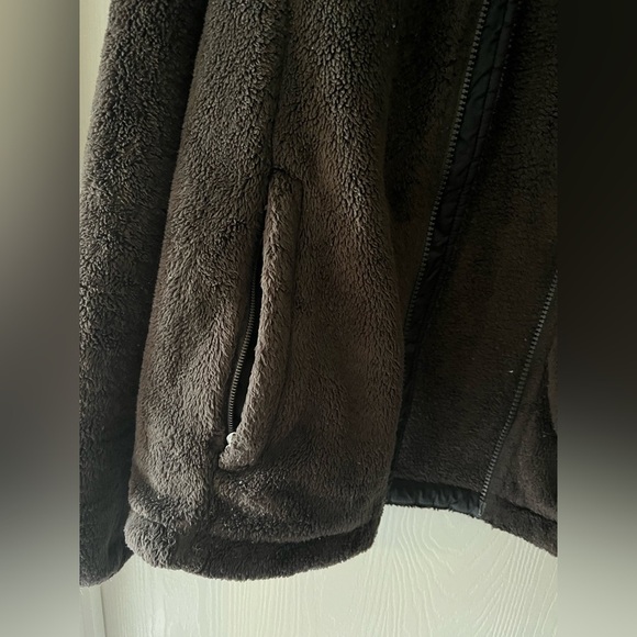 The North Face Brown Teddy Jacket - Picture 3 of 6
